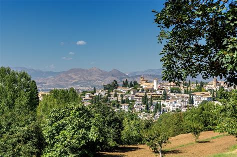 maison alhambra soleil blanc.